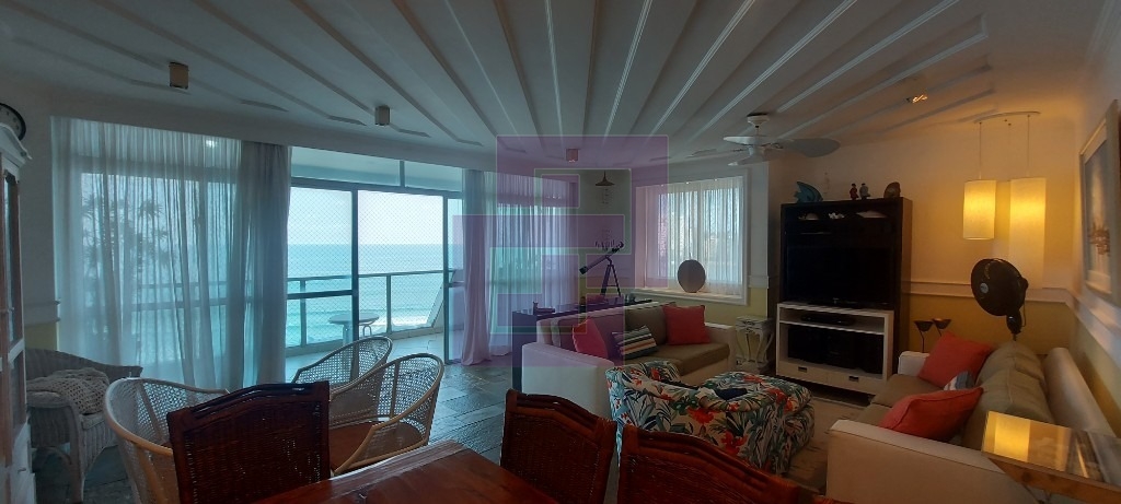 Venda de Apartamentos / Padrão na cidade de Guarujá