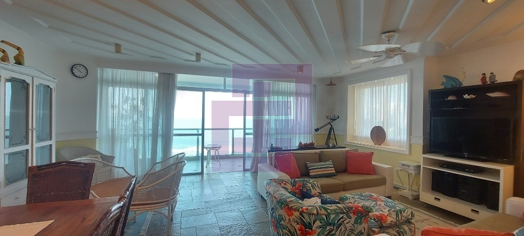Venda de Apartamentos / Padrão na cidade de Guarujá