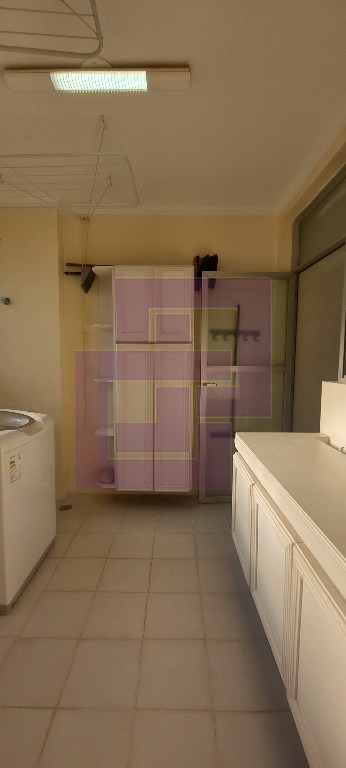 Venda de Apartamentos / Padrão na cidade de Guarujá