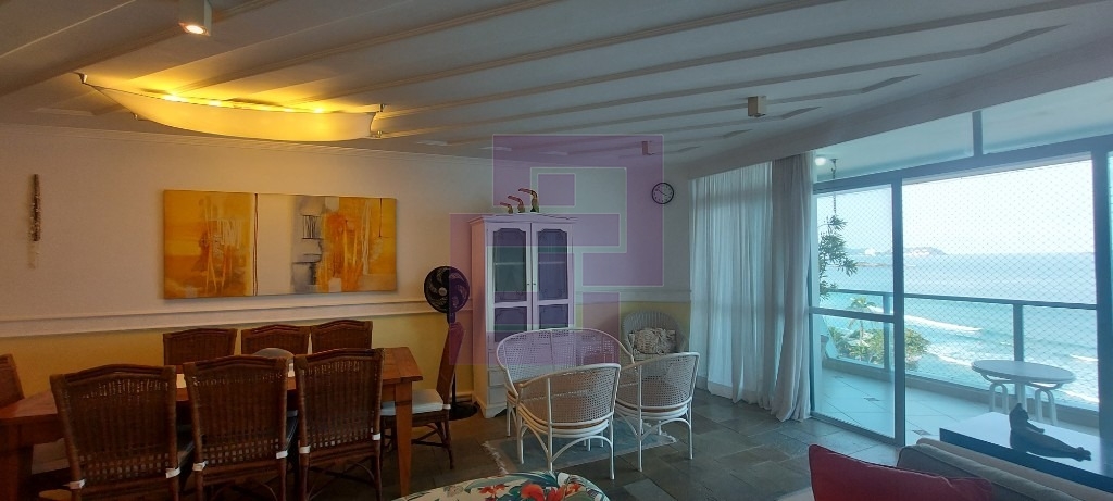 Venda de Apartamentos / Padrão na cidade de Guarujá