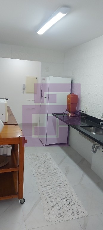 Venda de Apartamentos / Padrão na cidade de Guarujá