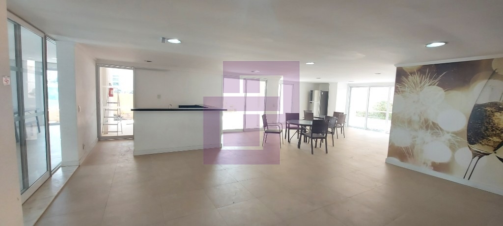 Venda de Apartamentos / Padrão na cidade de Guarujá
