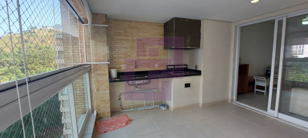 Venda de Apartamentos / Padrão na cidade de Guarujá