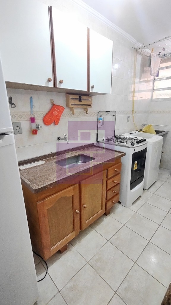 Venda de Apartamentos / Padrão na cidade de Guarujá