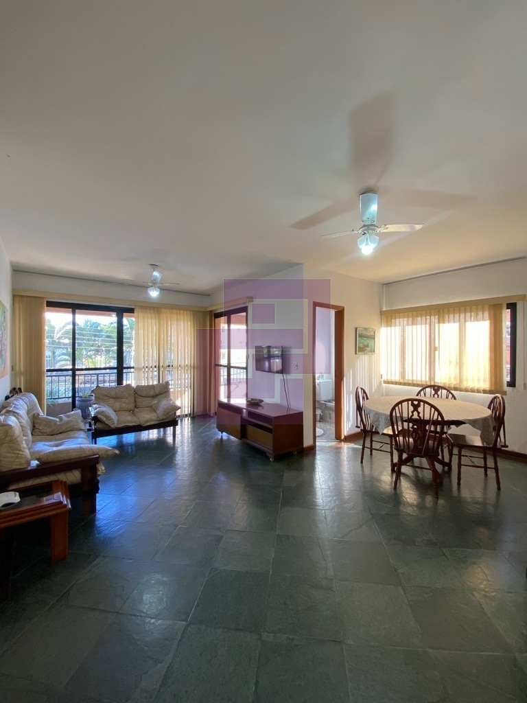 Enseada. Otimo apartamento