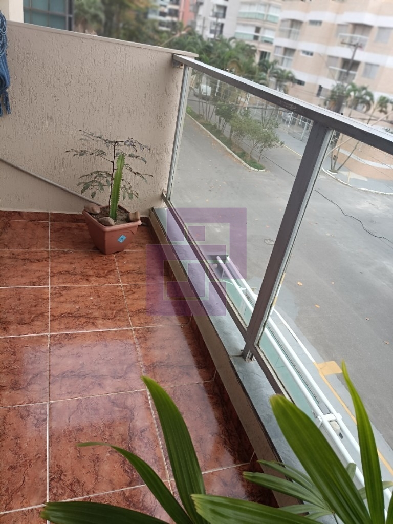 Venda de Apartamentos / Padrão na cidade de Guarujá