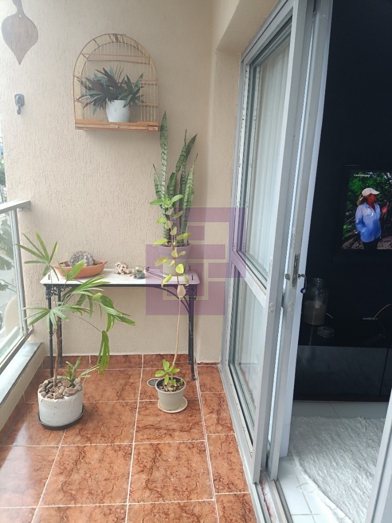 Venda de Apartamentos / Padrão na cidade de Guarujá