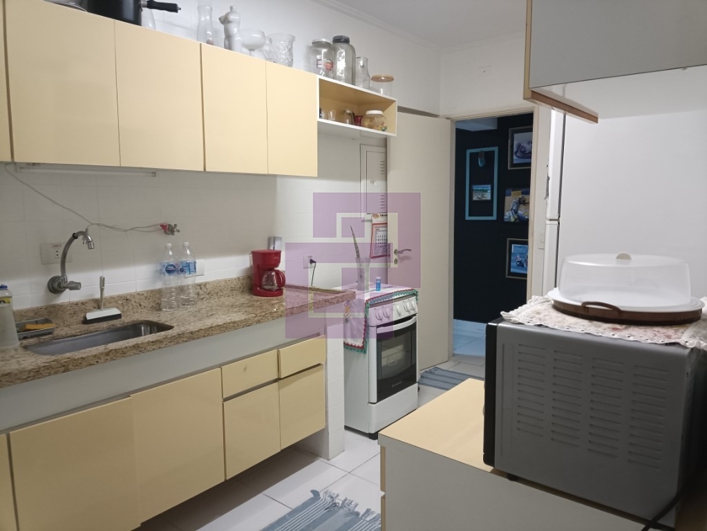 Venda de Apartamentos / Padrão na cidade de Guarujá