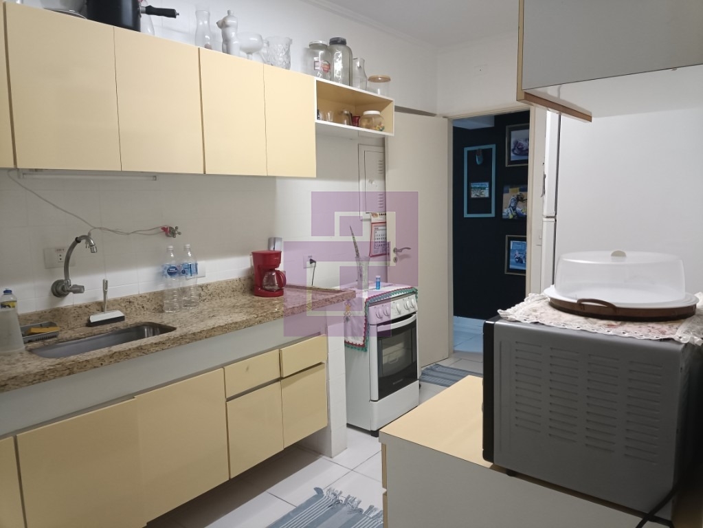 Venda de Apartamentos / Padrão na cidade de Guarujá