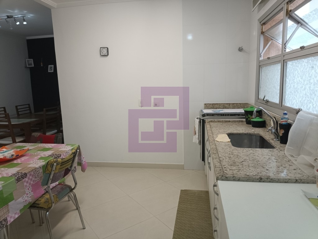 Enseada. Otimo Apartamento