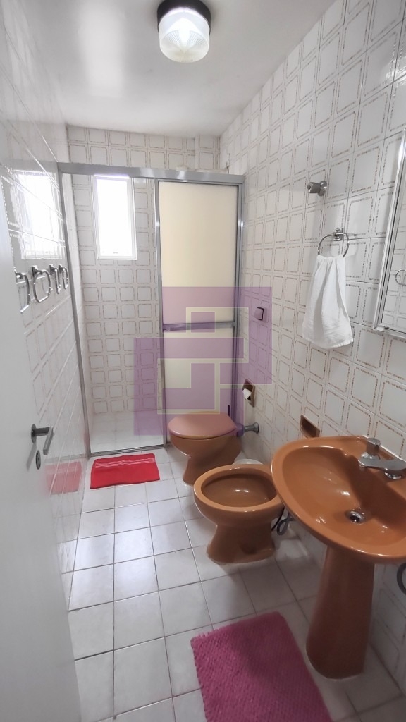 Venda de Apartamentos / Padrão na cidade de Guarujá