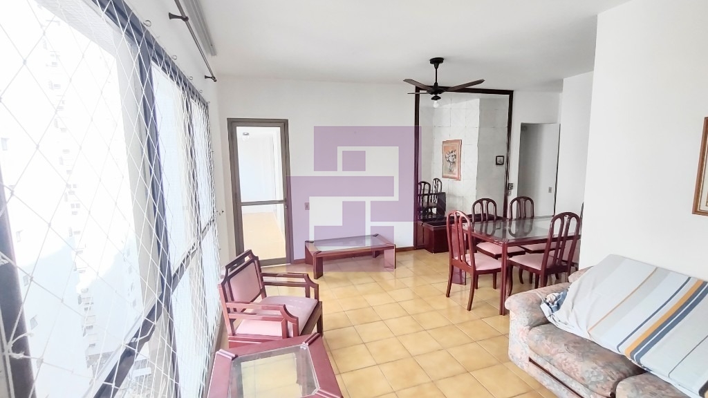 Venda de Apartamentos / Padrão na cidade de Guarujá