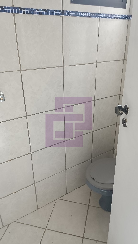 Venda de Apartamentos / Padrão na cidade de Guarujá