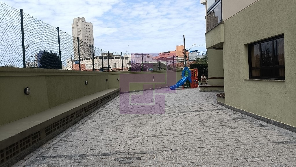 Venda de Apartamentos / Padrão na cidade de Guarujá