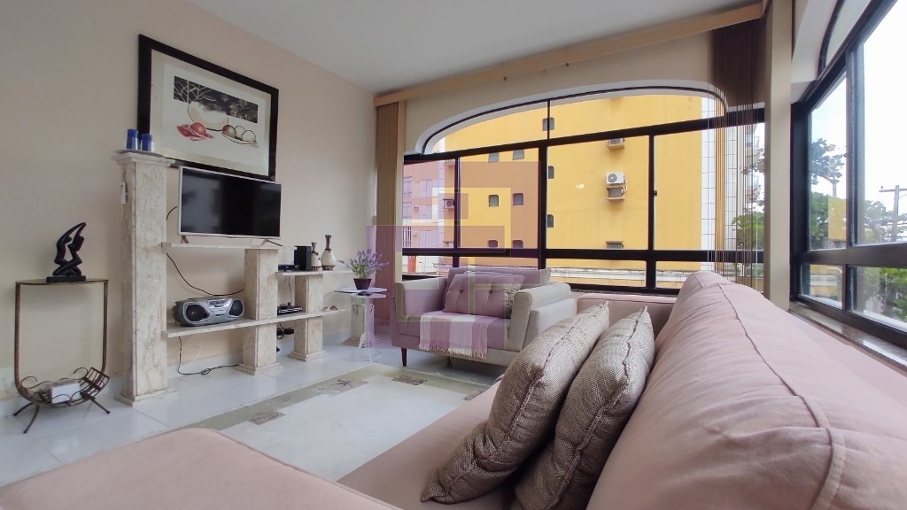 Lindo apartamento com iluminação natural!!