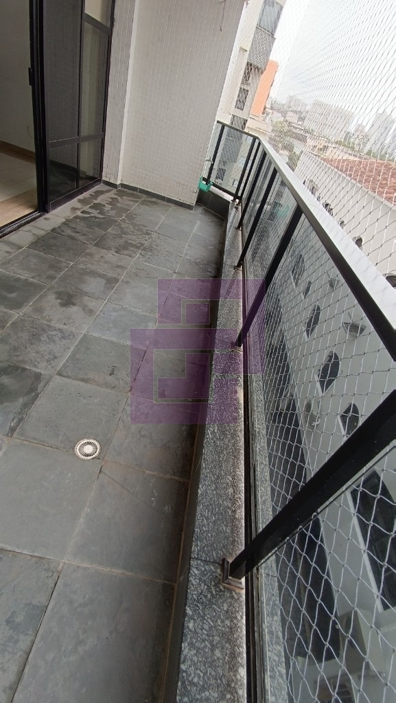 Venda de Apartamentos / Padrão na cidade de Guarujá