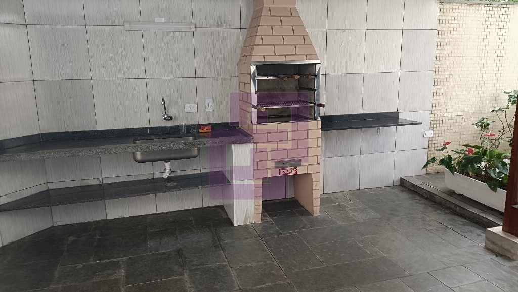 Venda de Apartamentos / Padrão na cidade de Guarujá