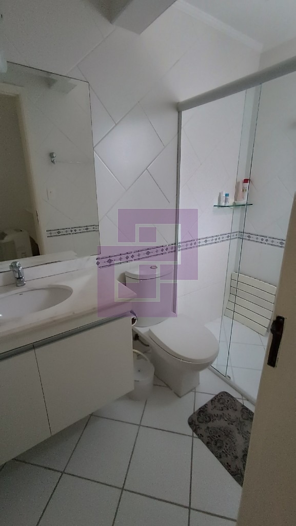 Enseada. Ótima localização.