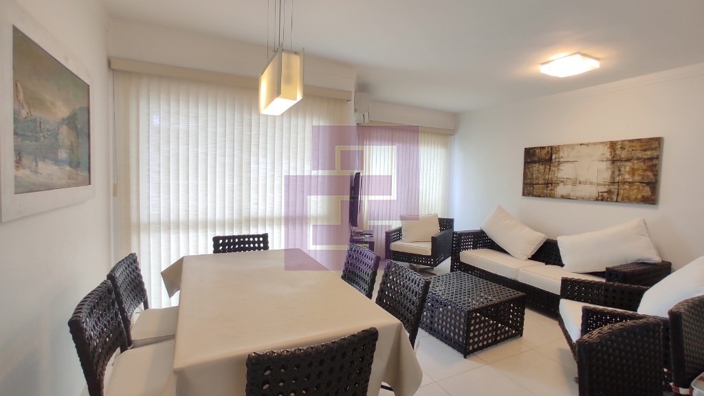 Lindo Apartamento, localizado a 300 metros do mar!!!