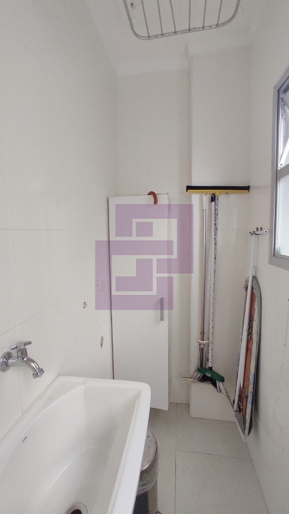 Lindo Apartamento, localizado a 300 metros do mar!!!