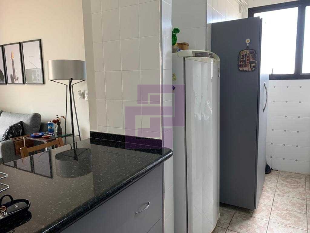 Venda de Apartamentos / Padrão na cidade de Guarujá