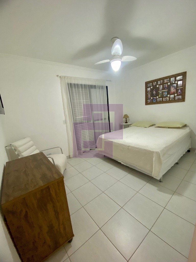 Enseada. Canto do Tortuga. Com lazer.