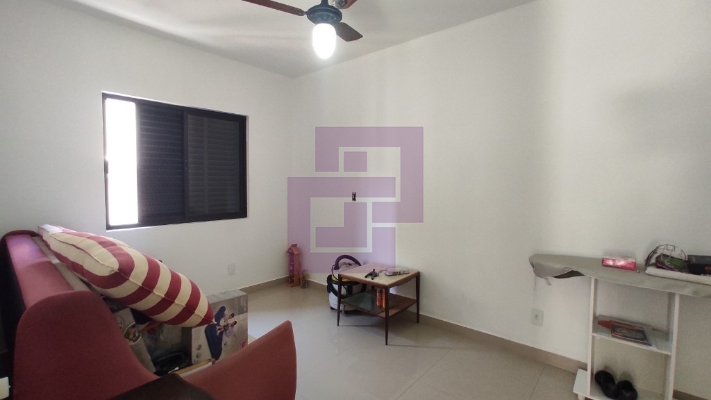 Venda de apartamentos / padrão na cidade de guarujá
