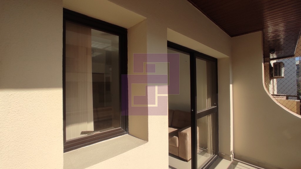 Venda de apartamentos / padrão na cidade de guarujá