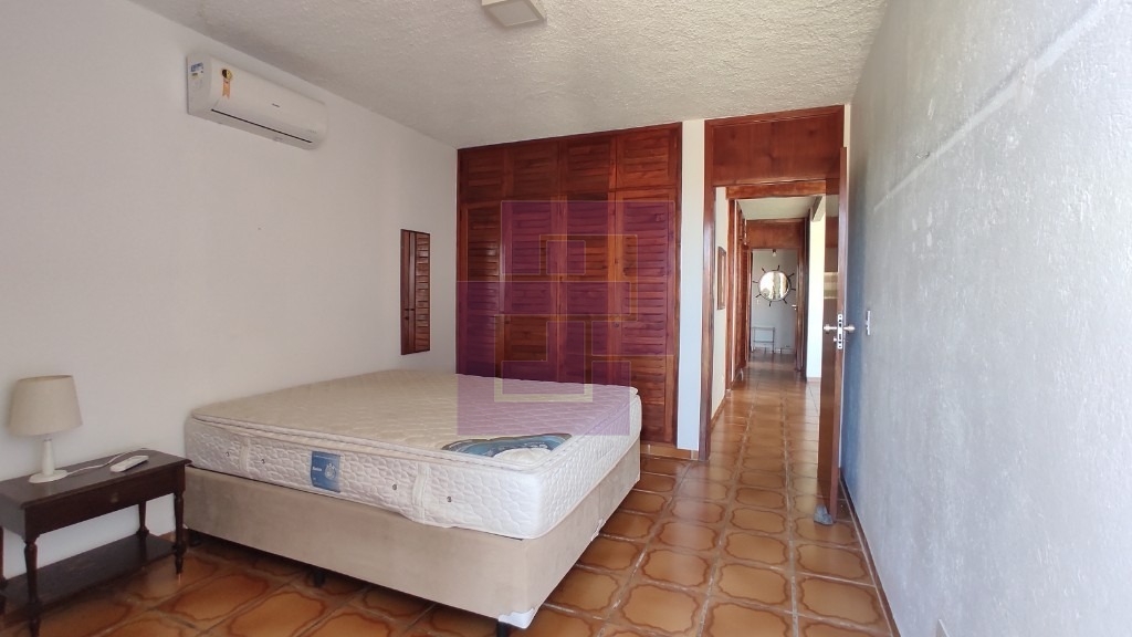 Venda de Casas / Sobrado na cidade de Guarujá