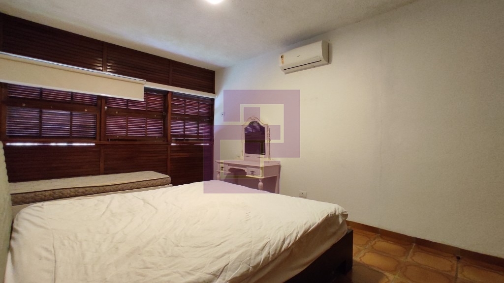 Venda de Casas / Sobrado na cidade de Guarujá