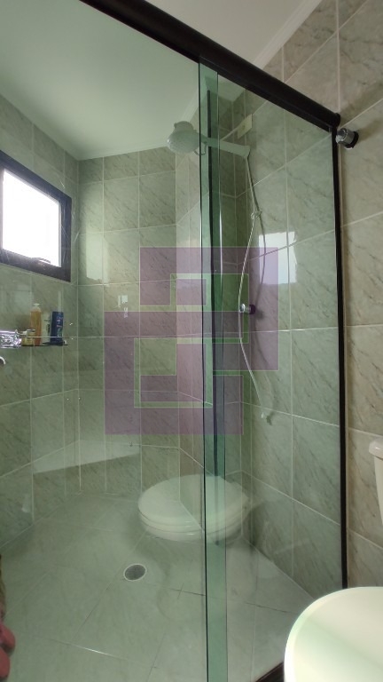 Venda de Apartamentos / Padrão na cidade de Guarujá