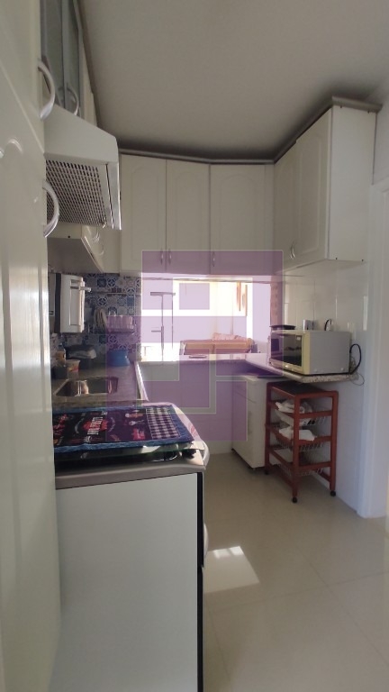 Venda de Apartamentos / Padrão na cidade de Guarujá