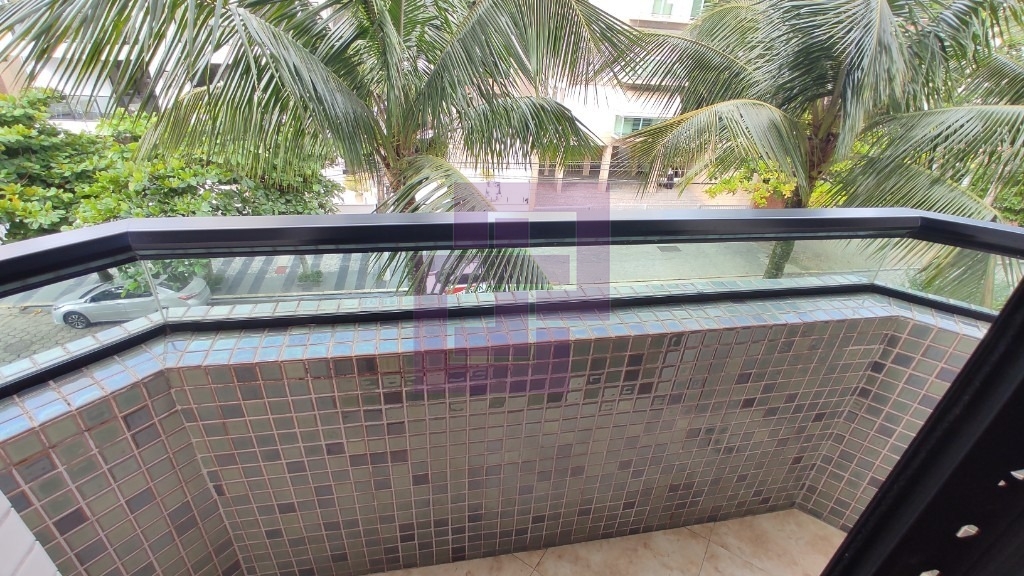 Venda de Apartamentos / Padrão na cidade de Guarujá