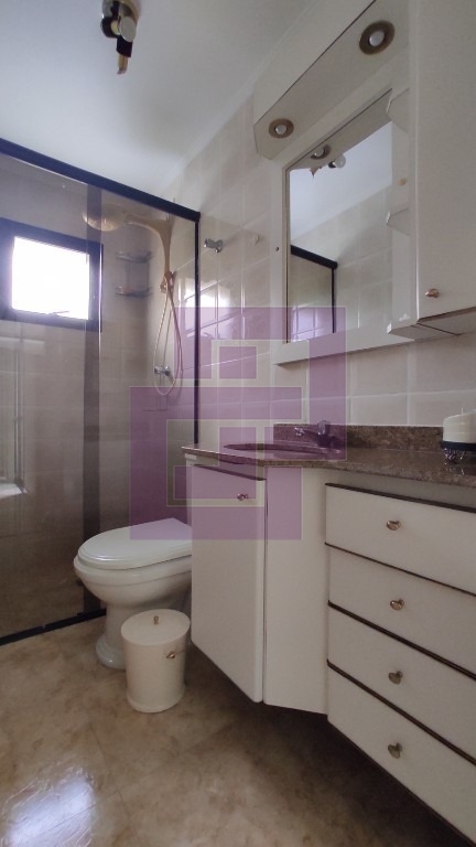 Venda de Apartamentos / Padrão na cidade de Guarujá