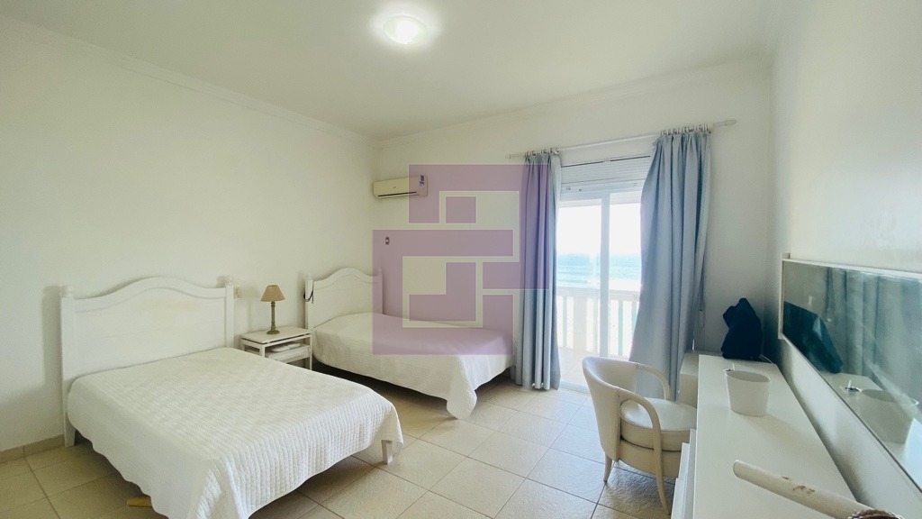 Pitanguieras ,Apartamento Alto Padrão, vista total por Mar