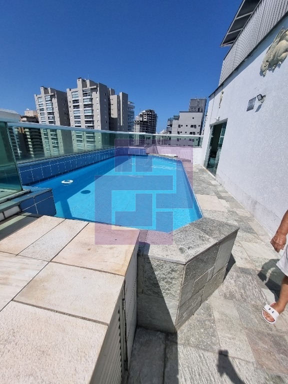 LIndo Apartamento com 3