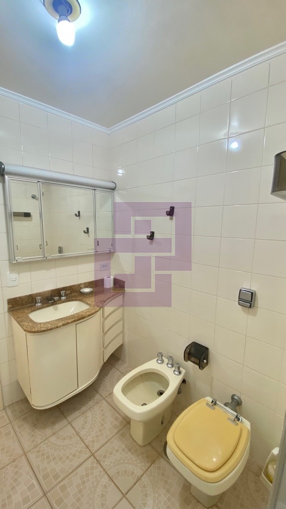 Venda apartamento Pitangueiras