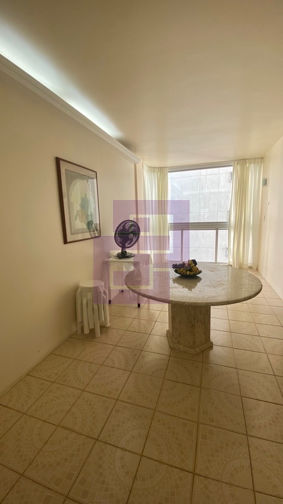 Venda apartamento Pitangueiras
