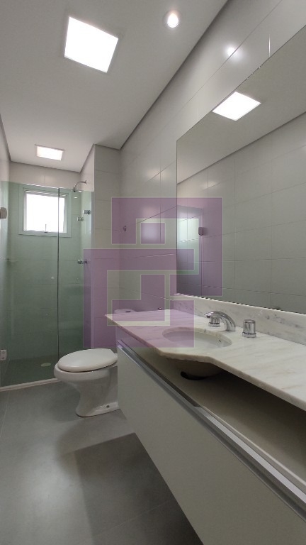 Venda de Apartamentos / Padrão na cidade de Guarujá
