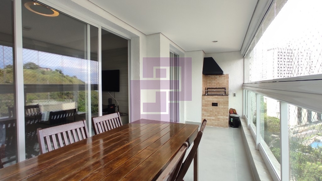 Venda de apartamentos / padrão na cidade de guarujá