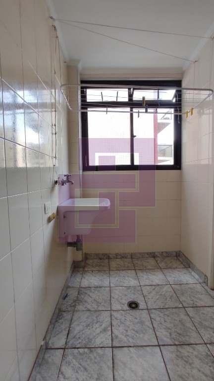 Ótimo apartamento com lazer na enseada!!!