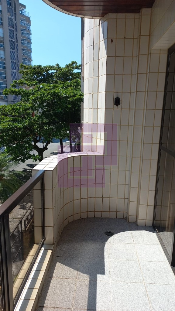 Venda de Apartamentos / Padrão na cidade de Guarujá