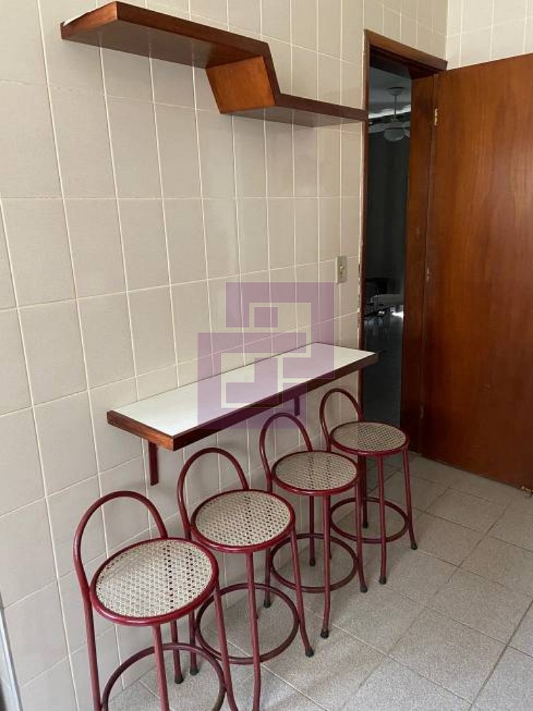 Venda de Apartamentos / Padrão na cidade de Guarujá