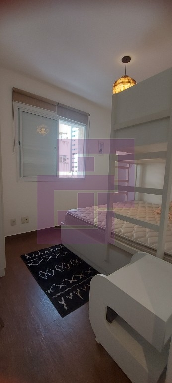 Venda de Apartamentos / Padrão na cidade de Guarujá