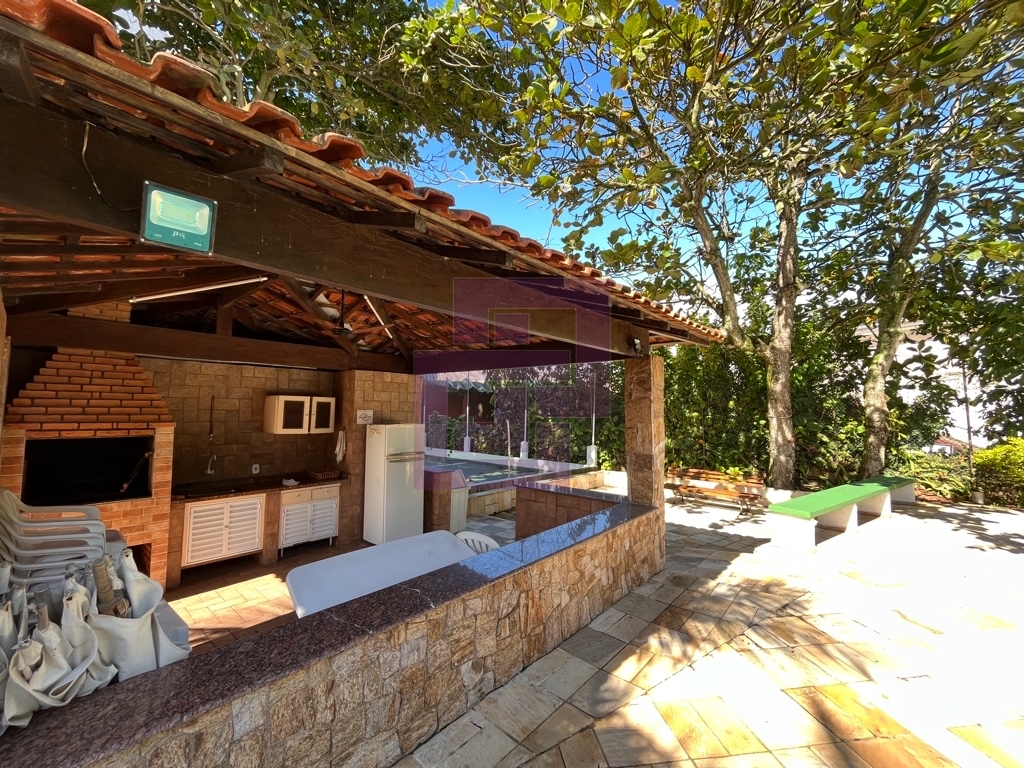 Praia do tombo, lindo apartamento com vista livre.