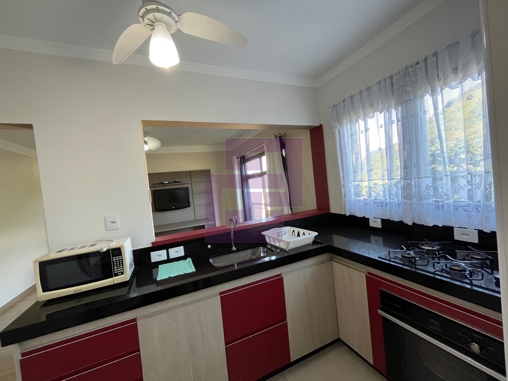 Apartamento no Tombo, todo reformado!