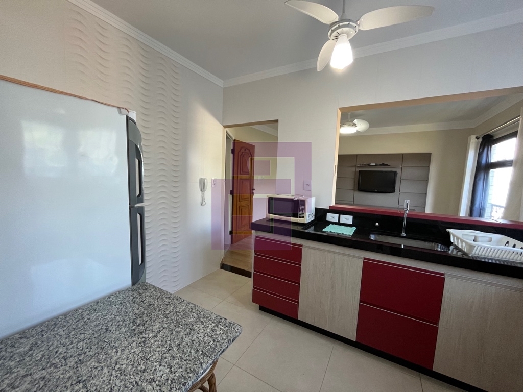 Apartamento no Tombo, todo reformado!