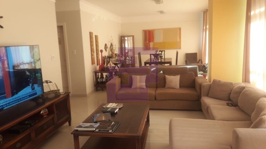 Venda de Apartamentos / Padrão na cidade de Guarujá