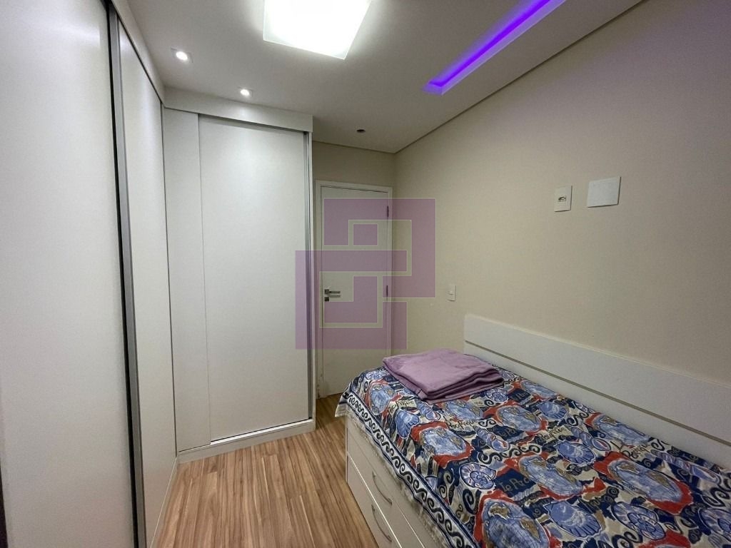 Venda de Apartamentos / Padrão na cidade de Guarujá