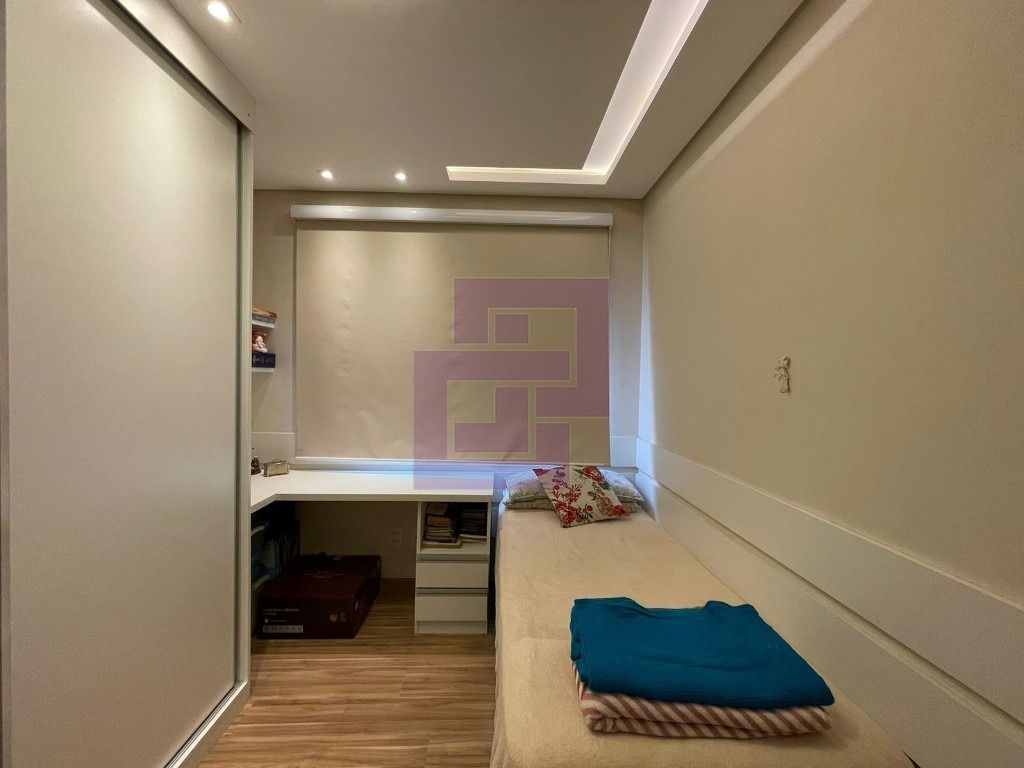 Venda de Apartamentos / Padrão na cidade de Guarujá